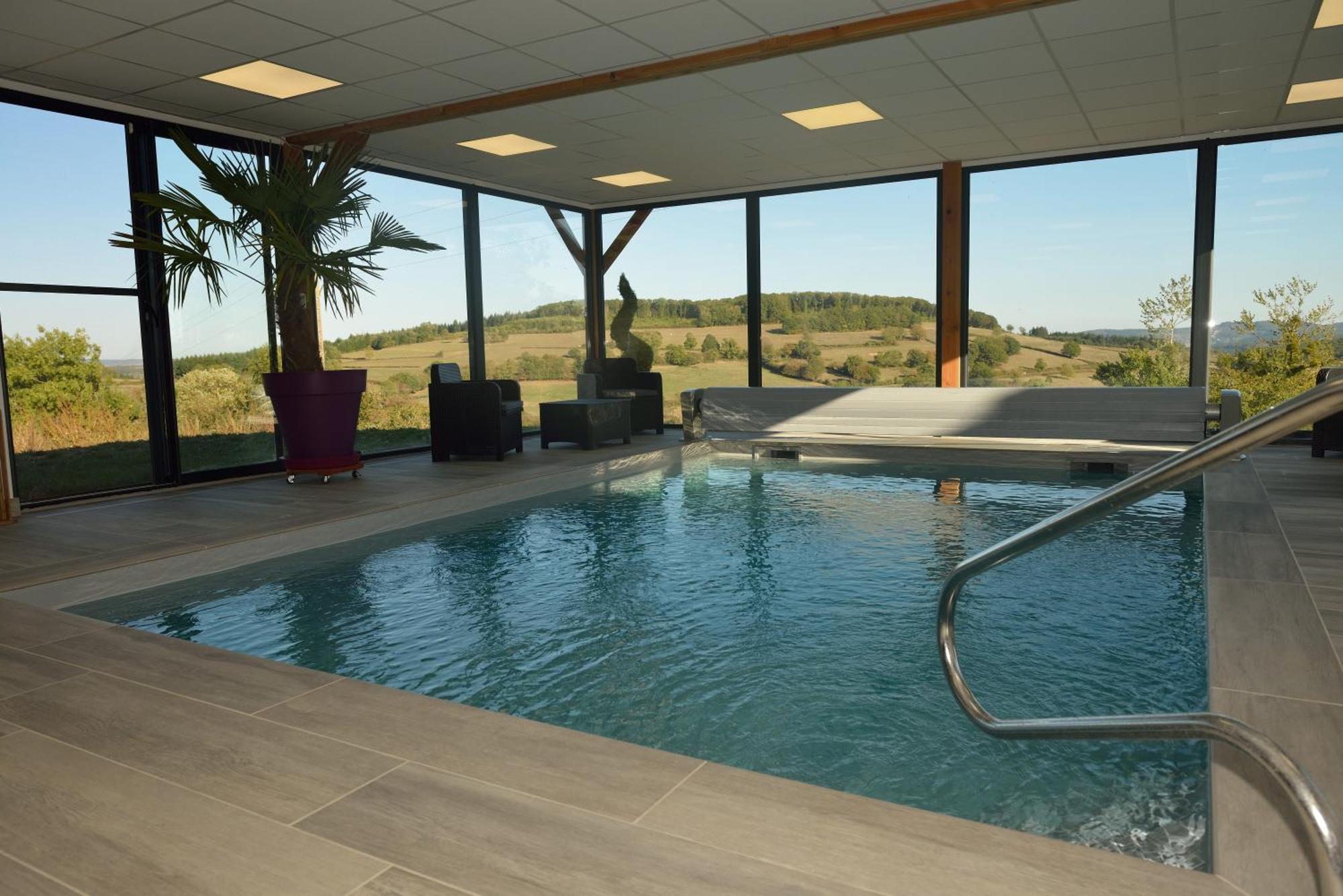 Gite De Bellevue Avec Piscine Interieure Privative Bergesserin Dış mekan fotoğraf